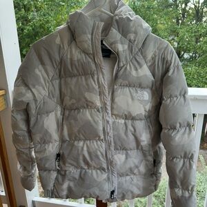 The North Face Camo Gray and Cream Warm & Stylish Jacket